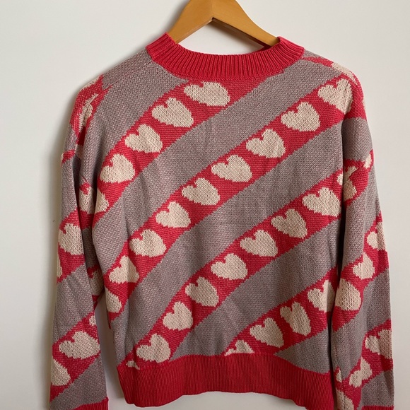Heart sweater - Picture 7 of 11